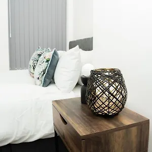  Apartment Stylish In - Free Wifi & Parking - Close To Racecourse & Centre United Kingdom